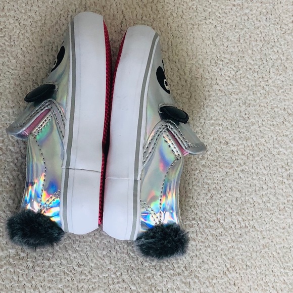 🛑❌SOLD❌🛑 Sliver Panda 🐼 Shoes - Picture 4 of 7